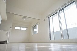 モルティーニ山鼻 4階2LDKのリビング/ダイニング