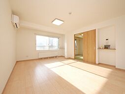 プランドール円山表参道 3階4LDKのリビング/ダイニング