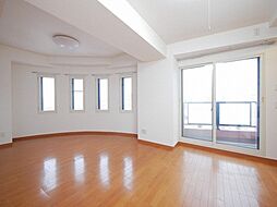 ミラベルパーク宮の森 9階2LDKのリビング/ダイニング