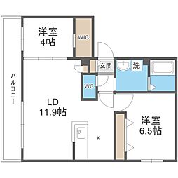 ロイヤルガーデン北6条 2階