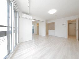 ビッグレジデンス旭ヶ丘 5階3LDKのリビング/ダイニング