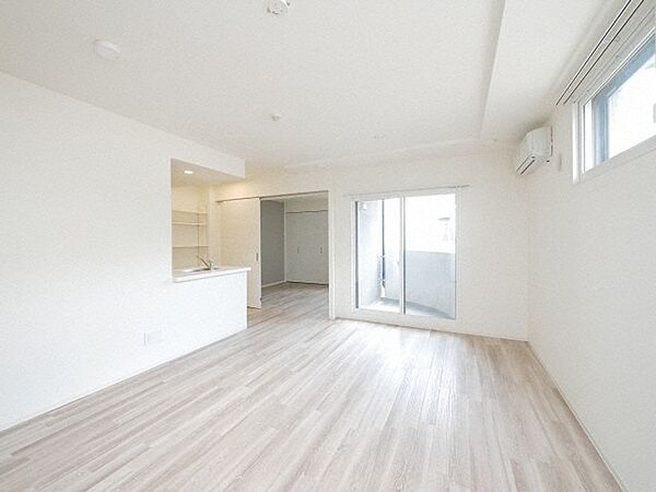 apartment 北海道札幌市西区二十四軒一条５丁目1-2　ラ・ポール二十四軒2号館107号室