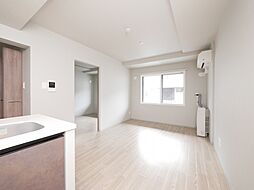 ＵＮＩＱＵＳ宮の森 103 1階2LDKのリビング/ダイニング