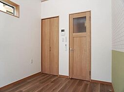 ＯｐｕｓＶ（オーパスファイブ） 1階1Kのリビング/ダイニング