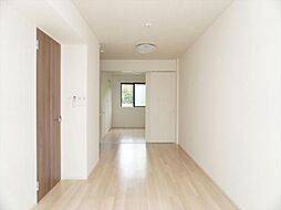 ＭＡＨＡＮＡ　ＷＥＳＴ 1階1LDKのリビング/ダイニング