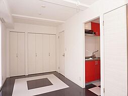 α−ＦＩＣＴＩＯＮ（アルファフィクション） 3階1Kのリビング/ダイニング