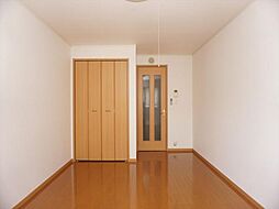 カーサ・アニメート 1階1Kのリビング/ダイニング