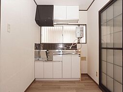 菊地テラス 1階3DKのリビング/ダイニング