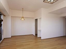 スカイプラザ・ユーカリが丘　サウスタワー 20階4LDKのリビング/ダイニング