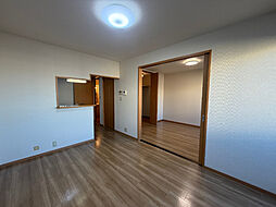 FAMZ　HATTORI 302 3階1LDKのリビング/ダイニング