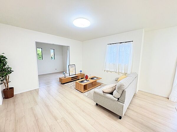 リビング/ダイニングを拡大表示