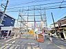 外観：現況；建築中