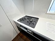 三口コンロ 同社施工例となります。
