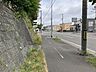 周辺：現地前面道路