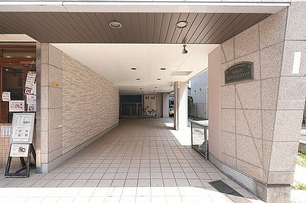 エントランスを拡大表示