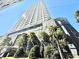物件の陽当りや通風・仕様設備やお部屋の大きさの比較、近隣・周辺環境や街並みなど、資料には掲載していない情報が現地にはたくさんあります。　是非一度、現地をご確認ください。