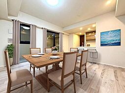 オープンレジデンシア目白プレイス 3LDKの室内