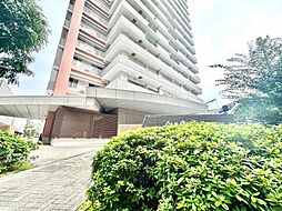 ただ「住まう」だけではございません。気持ち良く住んで欲しい気持ちをこめて…。お住まいの事、住まう街の事、お金の事、何でもご相談下さいませ。