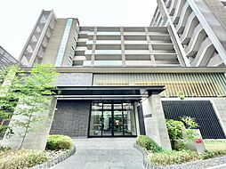 ただ「住まう」だけではございません。気持ち良く住んで欲しい気持ちをこめて…。お住まいの事、住まう街の事、お金の事、何でもご相談下さいませ。