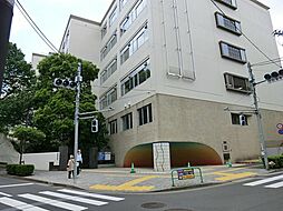千代田区立九段中等教育学校まで約195m