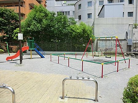 東陽四丁目児童遊園まで約385m
