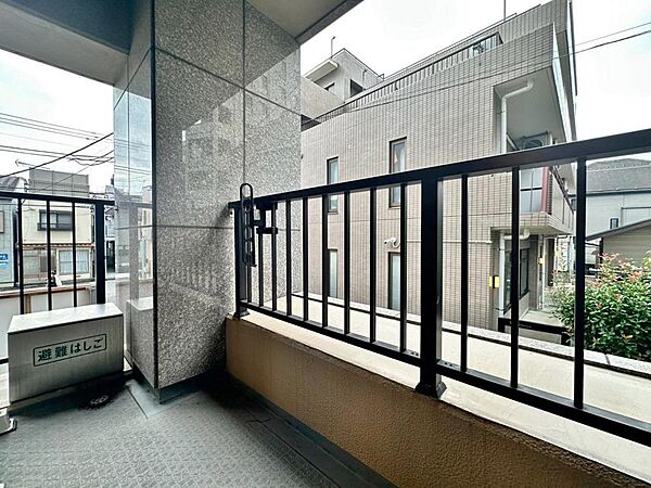 バルコニーを拡大表示