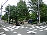 周辺：西中里公園まで約687m