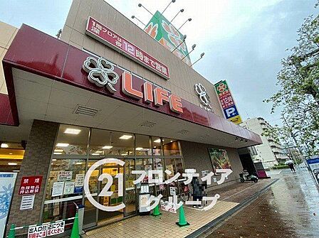 ライフ長田店 徒歩2分。 90m