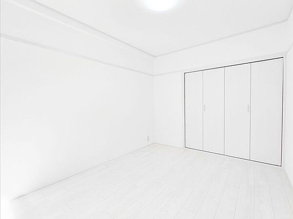 寝室を拡大表示