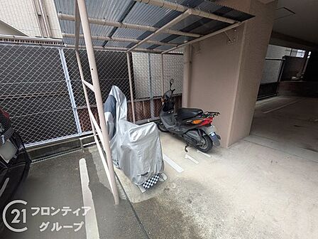 住まい選びは、価格や立地だけでなく、将来の暮らし方まで含めて考えることが大切です。今の段階で気になっていることを、まずスタッフに話してみてください