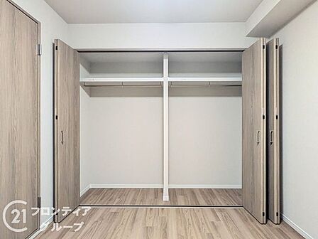 住まい選びは、価格や立地だけでなく、将来の暮らし方まで含めて考えることが大切です。今の段階で気になっていることを、まずスタッフに話してみてください