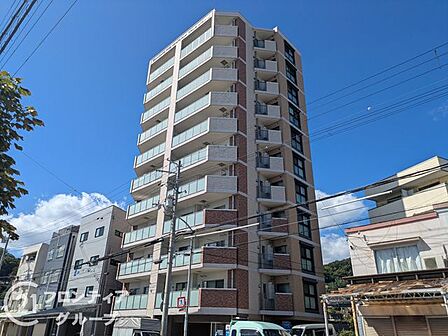 住まい選びは、価格や立地だけでなく、将来の暮らし方まで含めて考えることが大切です。今の段階で気になっていることを、まずスタッフに話してみてください