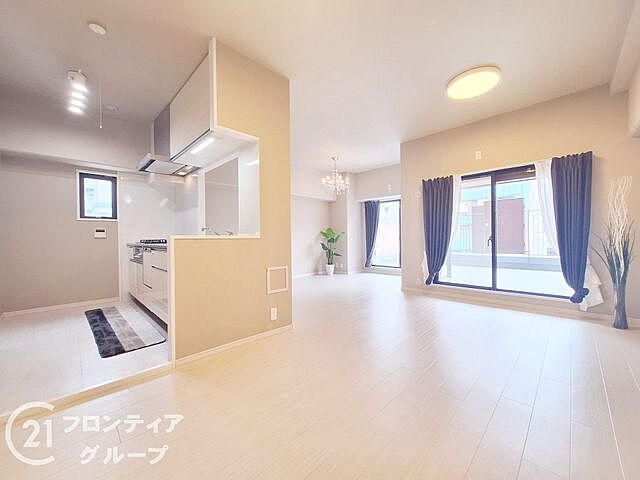 リビング/ダイニング メゾンドール下山手　中古マンション 4階/-