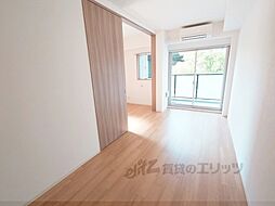 近鉄けいはんな線 荒本駅 徒歩5分の賃貸マンション 7階1LDKのリビング/ダイニング