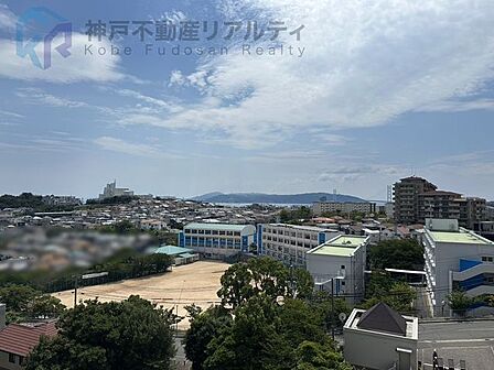 ◆バルコニーからの眺望良好♪明石海峡大橋が望めます♪