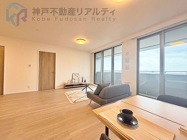リビング/ダイニングを拡大表示