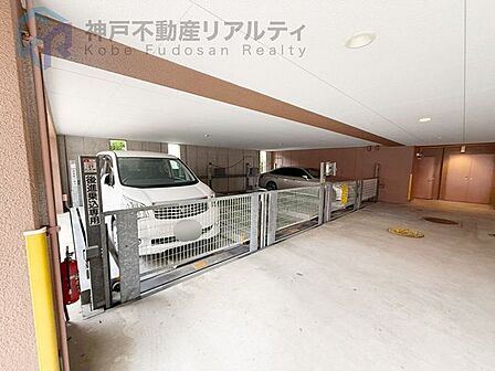 ☆敷地内駐車場あり♪※使用料、空き要確認