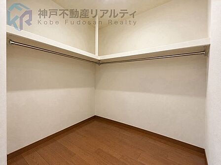 ※画像加工により家具を消しています