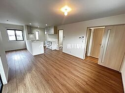 松伏町松伏　中古戸建 3SLDKのリビング/ダイニング