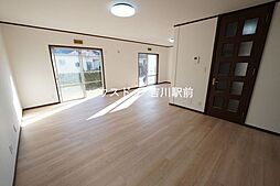 松伏町ゆめみ野6丁目　中古戸建 4LDKのリビング/ダイニング