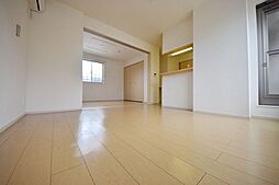 JR武蔵野線 吉川駅 バス10分 集会所前下車 徒歩2分の賃貸アパート 2階2LDKのリビング/ダイニング