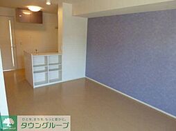 東武伊勢崎線 新越谷駅 徒歩9分の賃貸アパート 3階1LDKのリビング/ダイニング