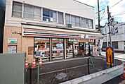 セブンイレブン東大宮店 909m