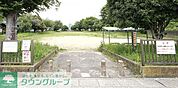 梅田本田公園 徒歩10分。 750m