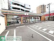 セブンイレブン春日部中央1丁目店 徒歩3分。 190m