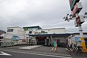 マルエツ東大宮店 704m