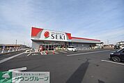 ドラッグストアセキ北下新井店 徒歩88分。 7040m