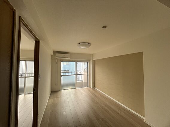 リビング/ダイ...