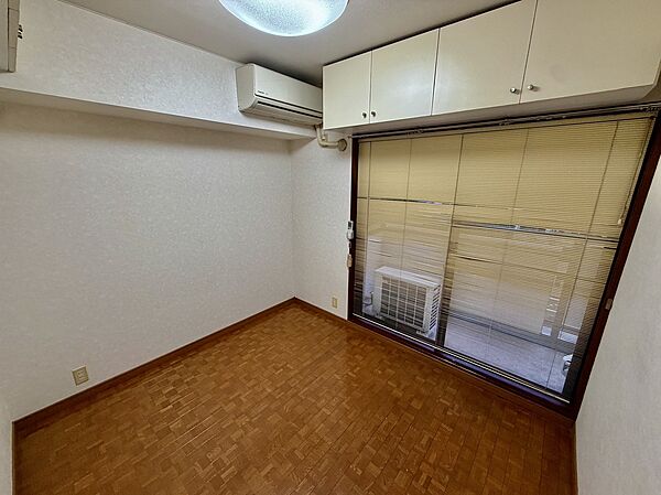 室内を拡大表示