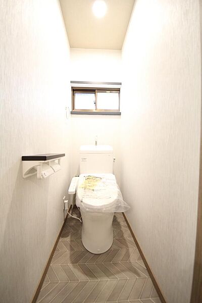 トイレを拡大表示